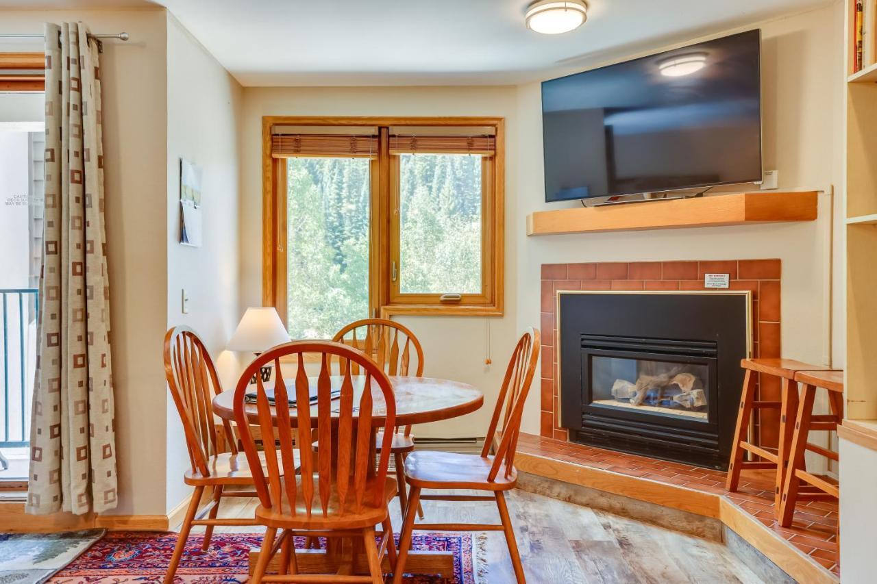 Ski-Inandski-Out Retreat With Iron Horse Pool Access! Вінтер-Парк Екстер'єр фото