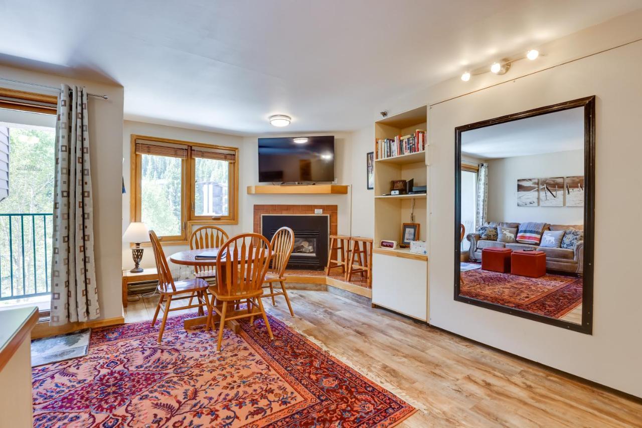 Ski-Inandski-Out Retreat With Iron Horse Pool Access! Вінтер-Парк Екстер'єр фото