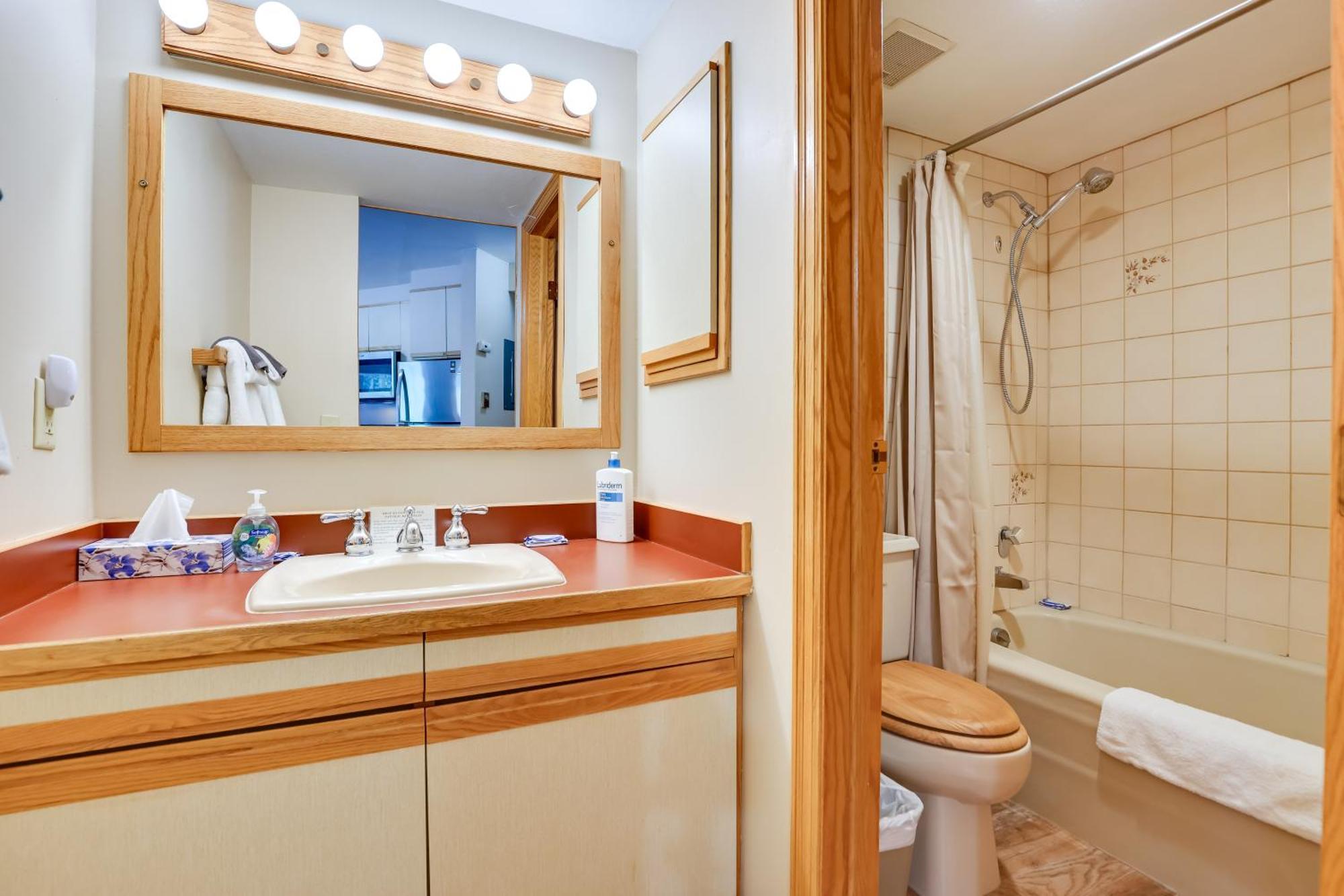 Ski-Inandski-Out Retreat With Iron Horse Pool Access! Вінтер-Парк Екстер'єр фото